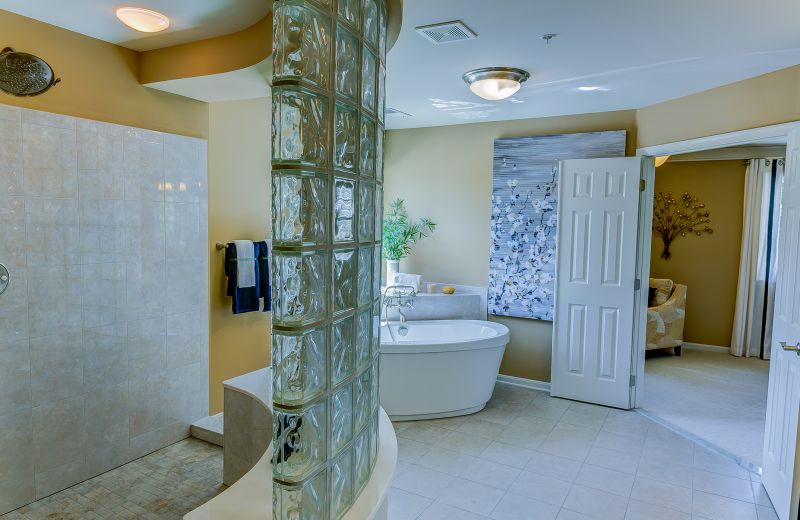 Best Bathroom Renovation Contractors in Rockingham, NC